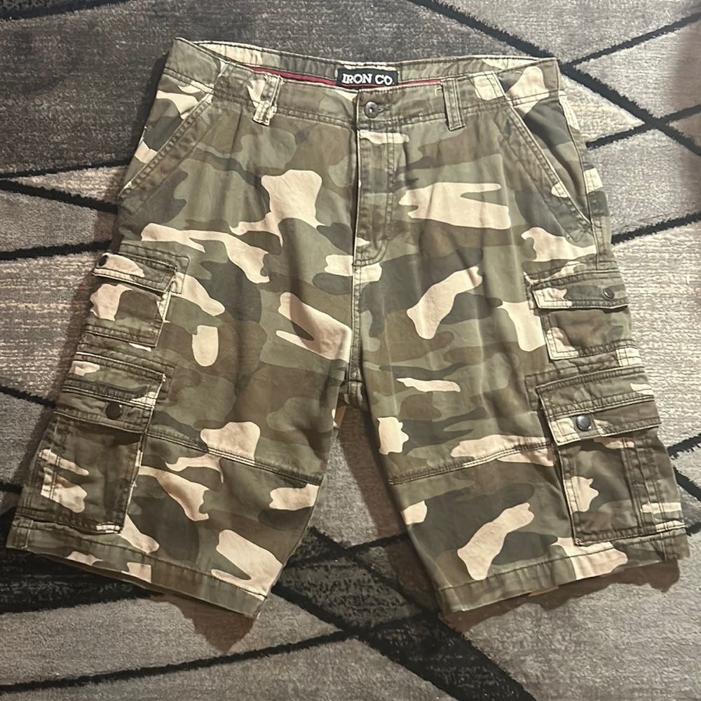 Iron Co Cargo Shorts Mens Camo Camouflage Relaxed Pockets Green Casual 34